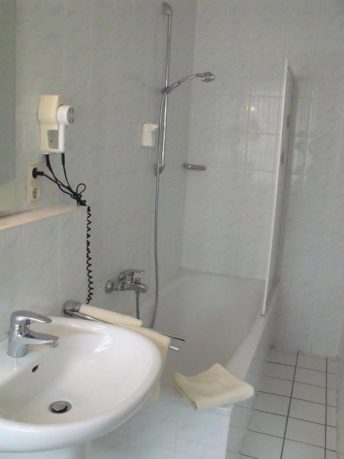Hotel Alexander Oldenburg Room photo